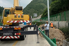 耀霖交通助力陇南高速路波形护栏改造项目